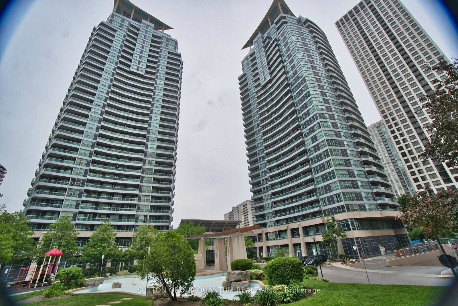Property Photo: 1 Elm Drive W 2705 ON L5B 4M1