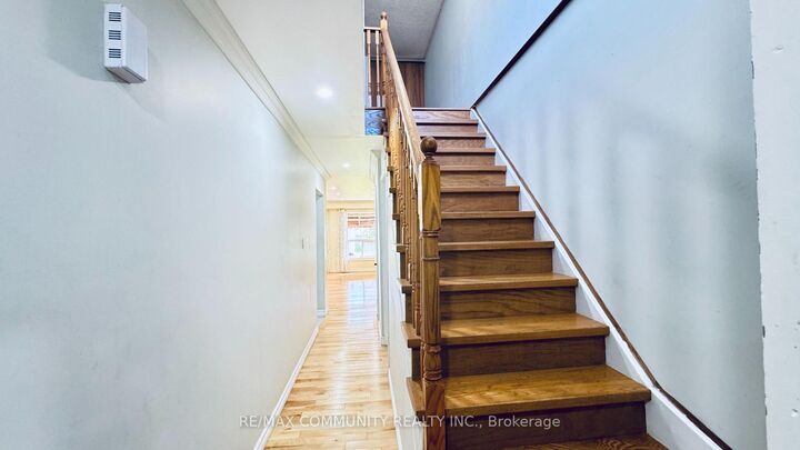 Property Photo:  45 Shepmore Terrace  ON M1B 3H3 