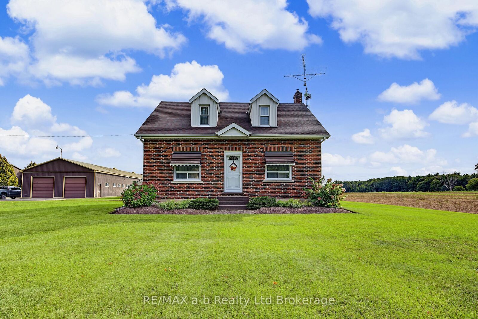 Property Photo:  855130 Gobles Road  ON N0J 1V0 