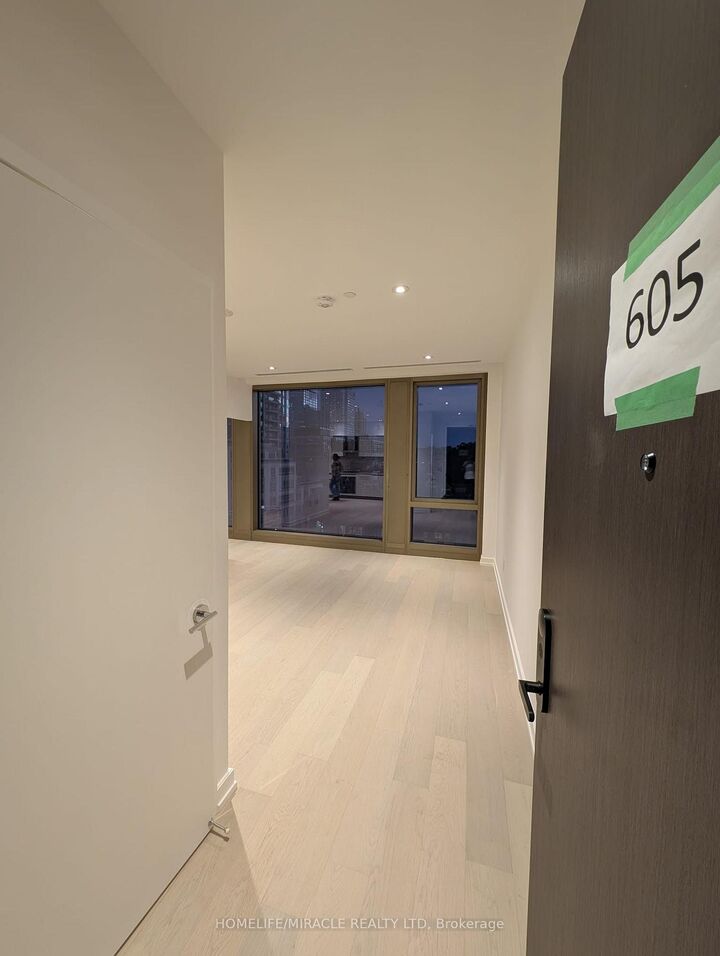 Property Photo:  1315 Bay Street 605  ON M5R 0B3 