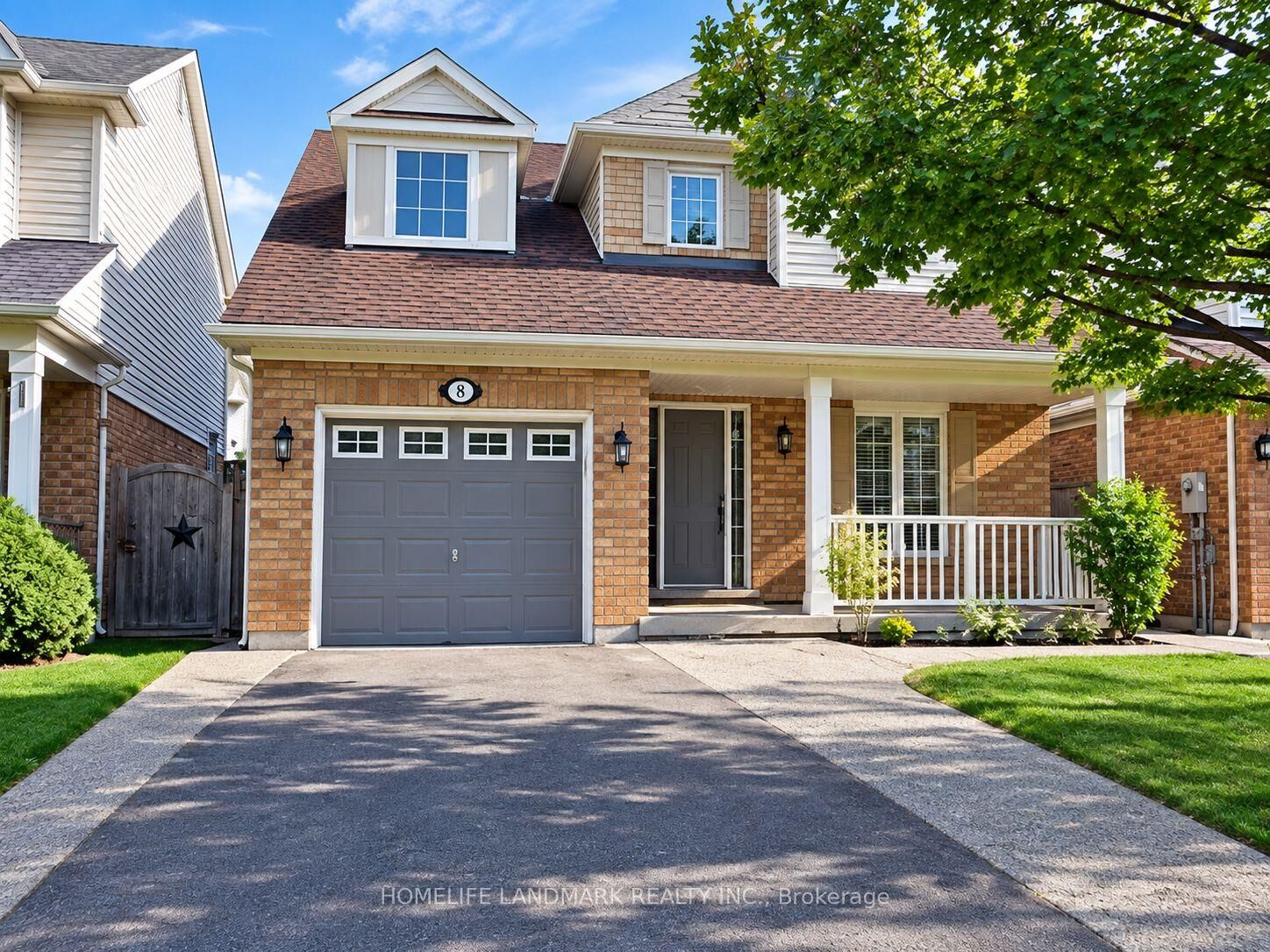 Property Photo:  19 Wetmeadow Drive  ON L7A 2T6 