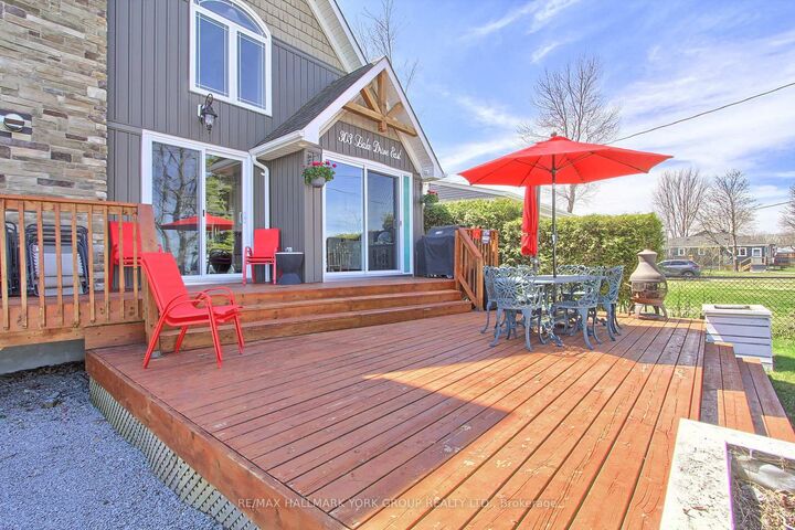 Property Photo:  303 Lake Dr East Drive  ON L0E 1S0 