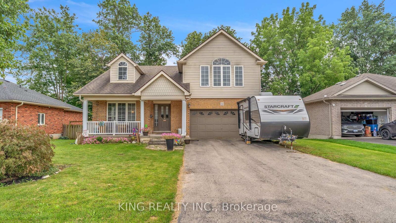 Property Photo: 51 Trillium Drive ON N4G 5S8