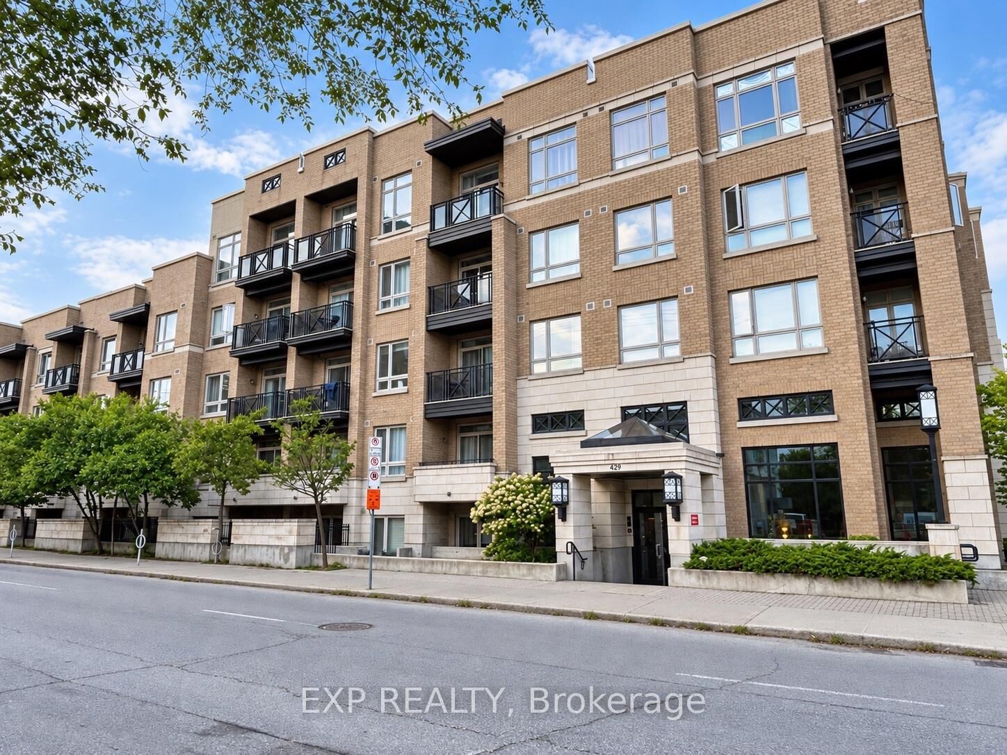 Property Photo: 429 Kent Street 108 ON K2P 1B5