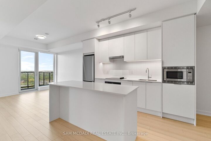Property Photo:  3079 Trafalgar Road 1805  ON L6H 8C5 