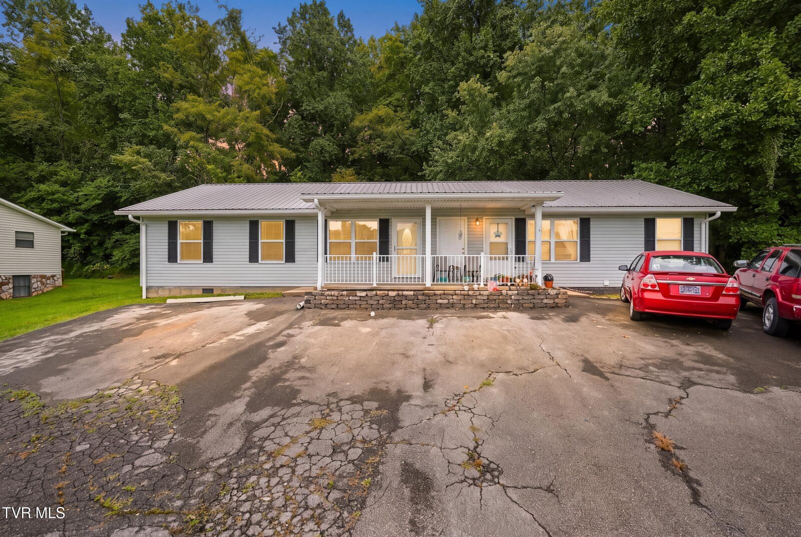 Property Photo:  377 Bandy Road  TN 37743 