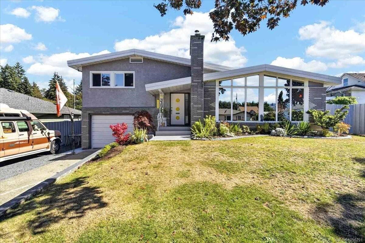 Property Photo:  2955 15th Ave  BC V9Y 2Y9 
