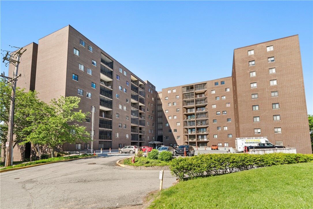 Property Photo:  5600 Munhall Rd 901  PA 15217 