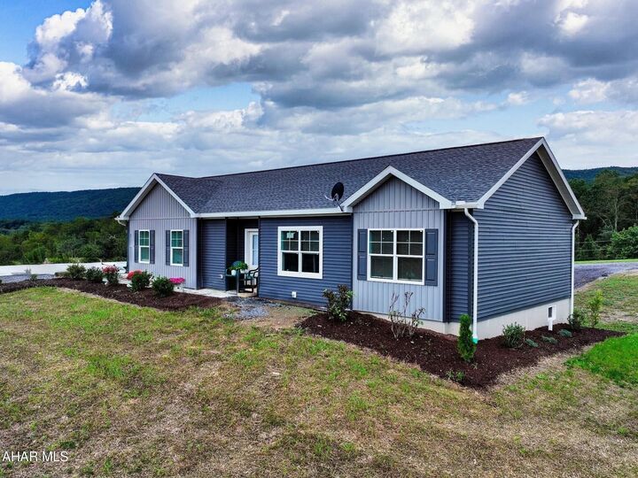 Property Photo:  499 Ritchey Bridge Road  PA 15537 