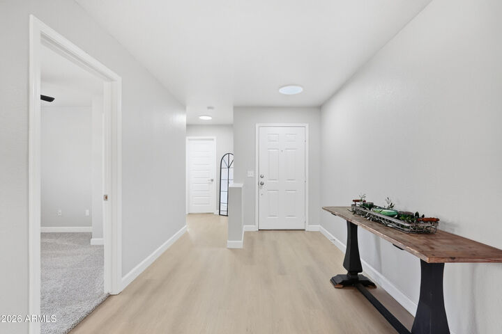 Property Photo: 2303 E 35th Avenue AZ 85119