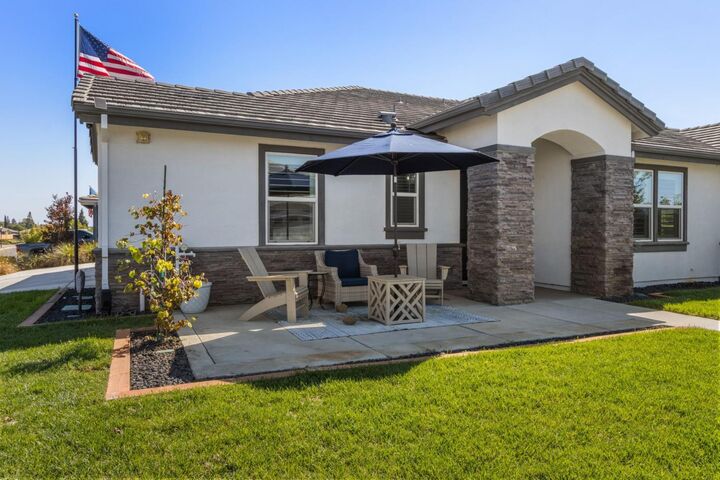 Property Photo: 919 Taylor Street CA 95694