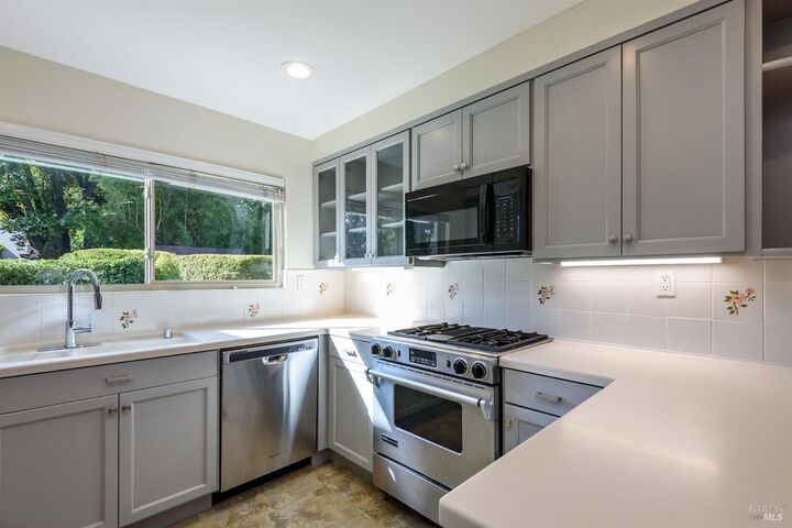Property Photo:  19 Salvatore Drive  CA 94949 
