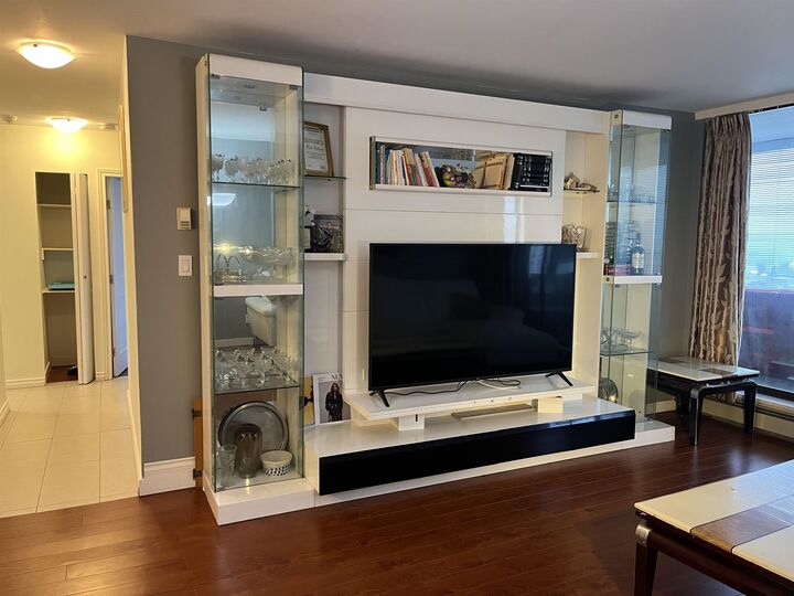 Property Photo:  2060 Bellwood Avenue 1306  BC V5B 4V2 