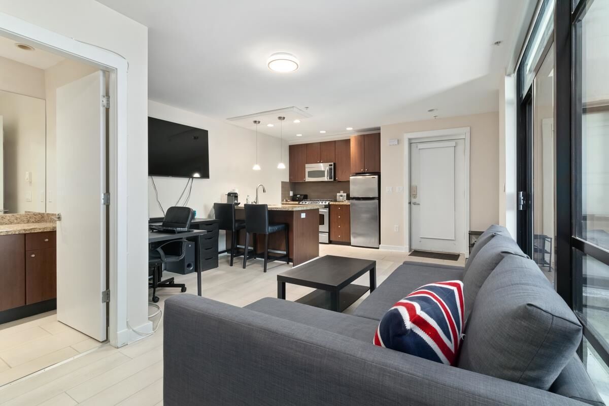 Property Photo:  1863 Wesbrook Mall 22  BC V6T 1J6 