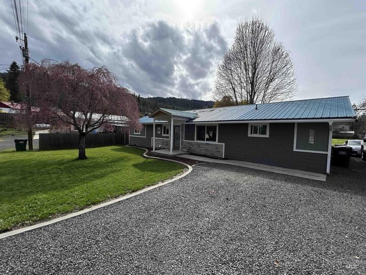 Property Photo:  139 119th St.  ID 83544 