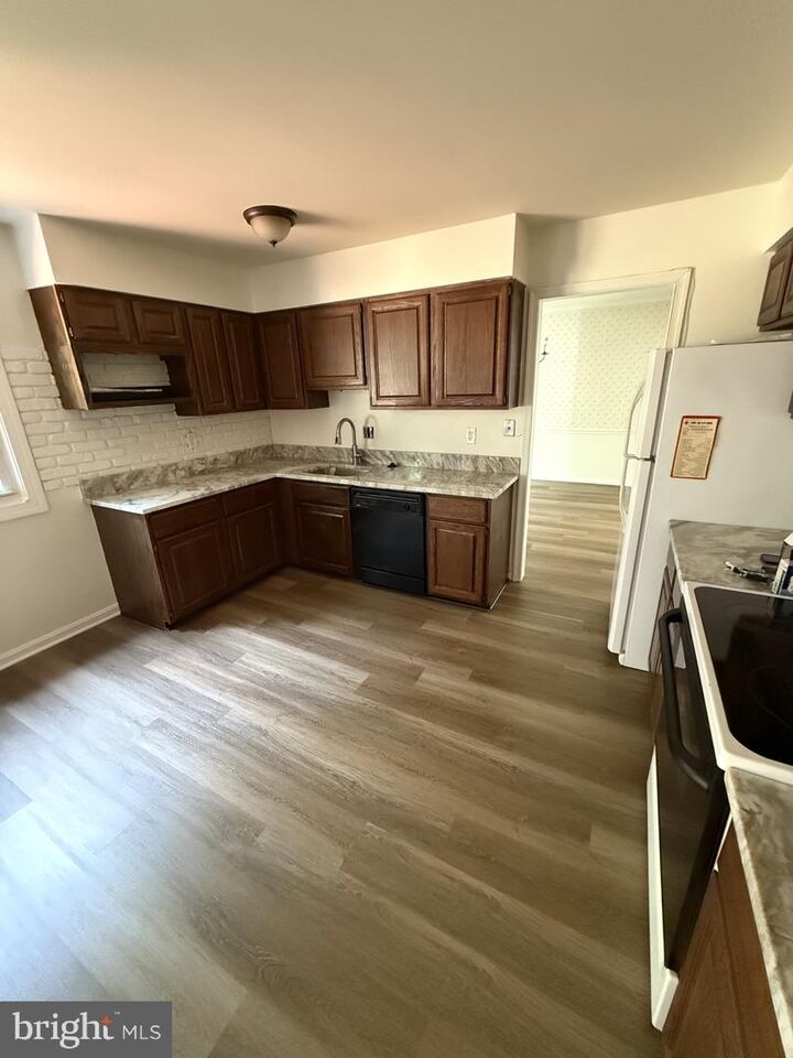 Property Photo:  1734 Mayfair Place  MD 21114 