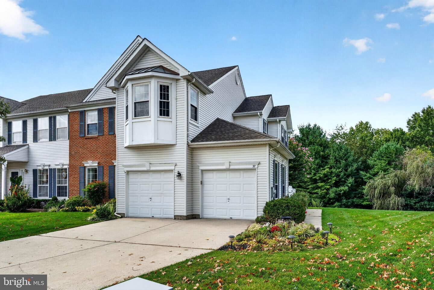 Property Photo:  37 Windingbrook Road  NJ 08505 