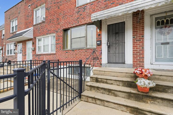 Property Photo: 7248 Brous Avenue PA 19149