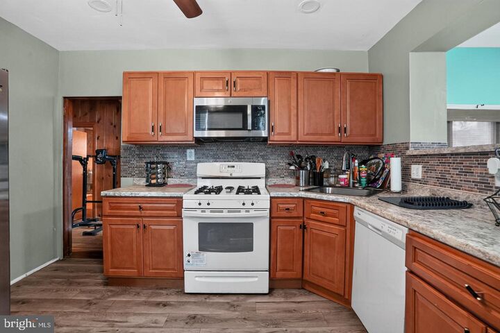 Property Photo:  108 E Township Line Road  PA 19083 