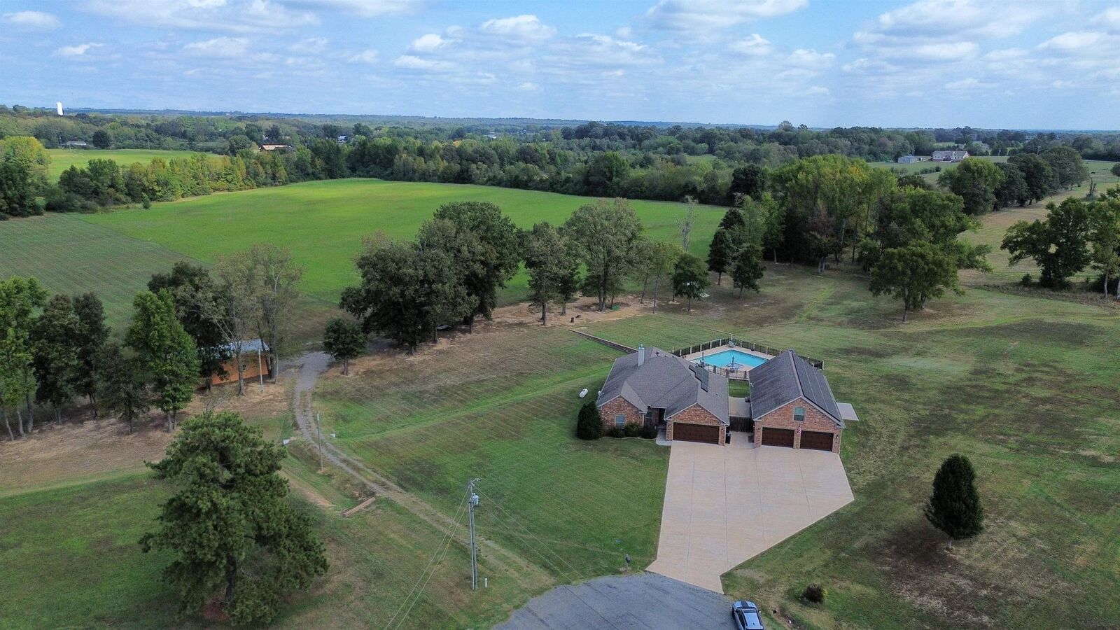 Property Photo: 112 Logan Drive AR 72012