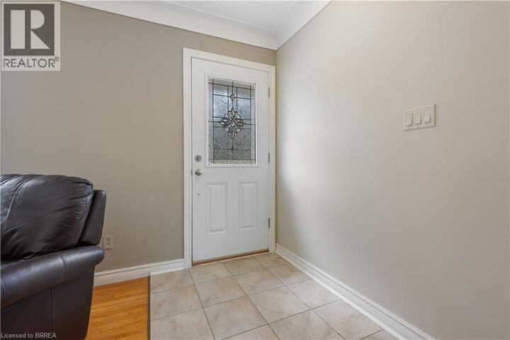 Property Photo: 25 Wayne Drive ON N3R 2Y6