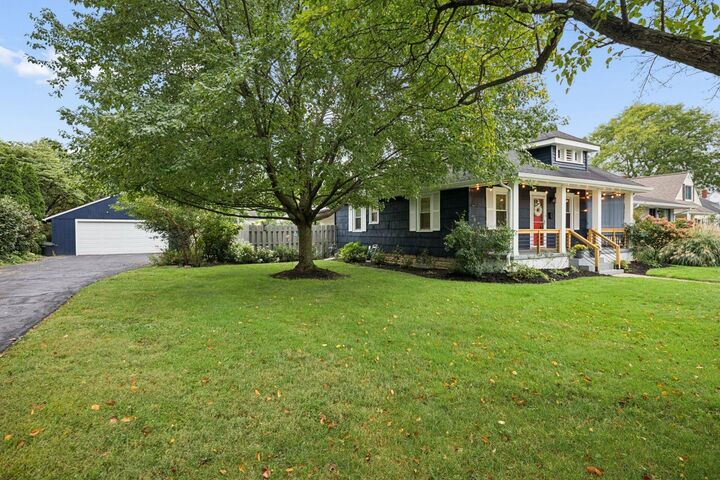 Property Photo:  435 E Jeffrey Place  OH 43214 
