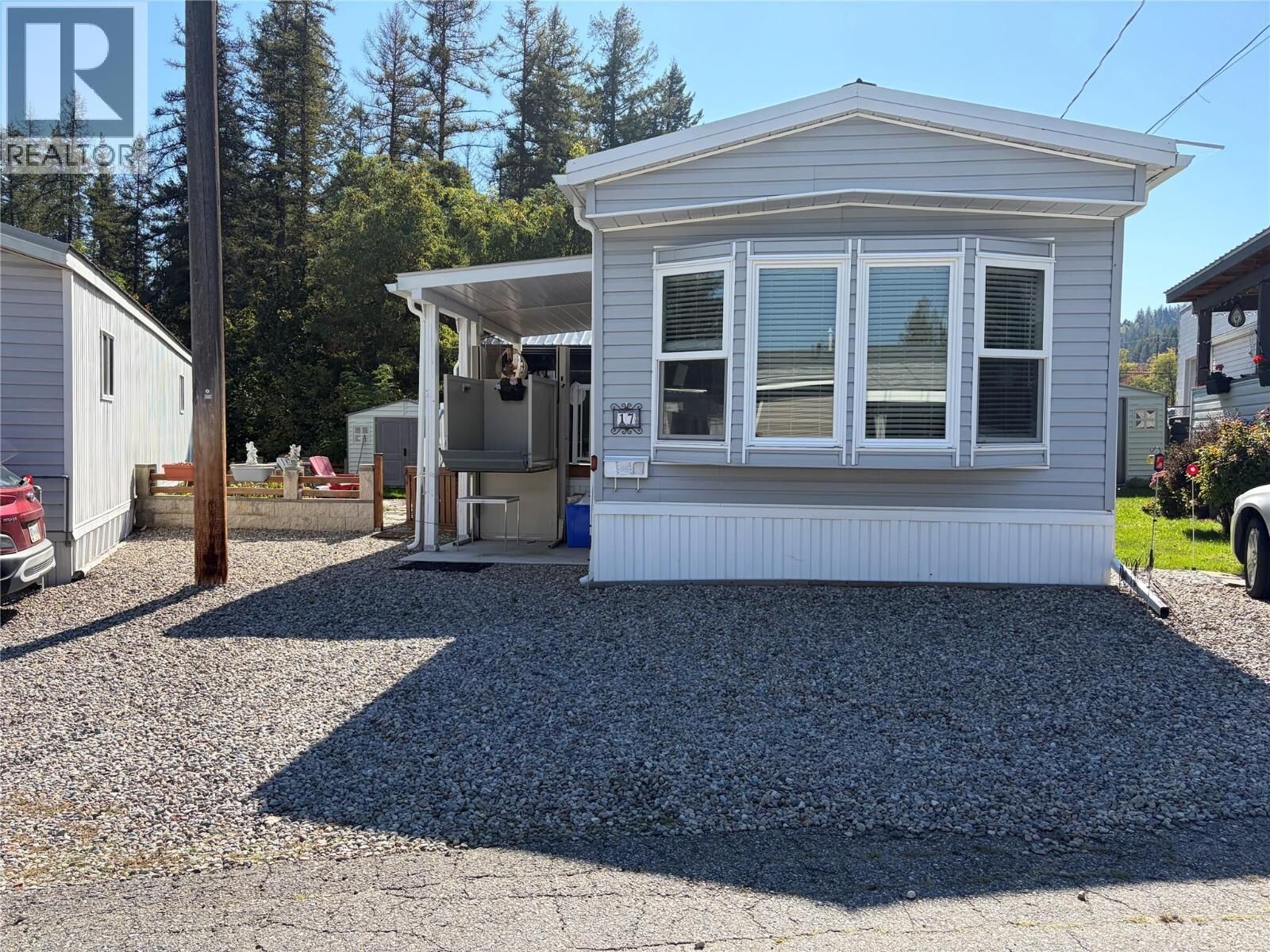 Property Photo: 1601 Columbia Avenue 17 BC V1N 1J1
