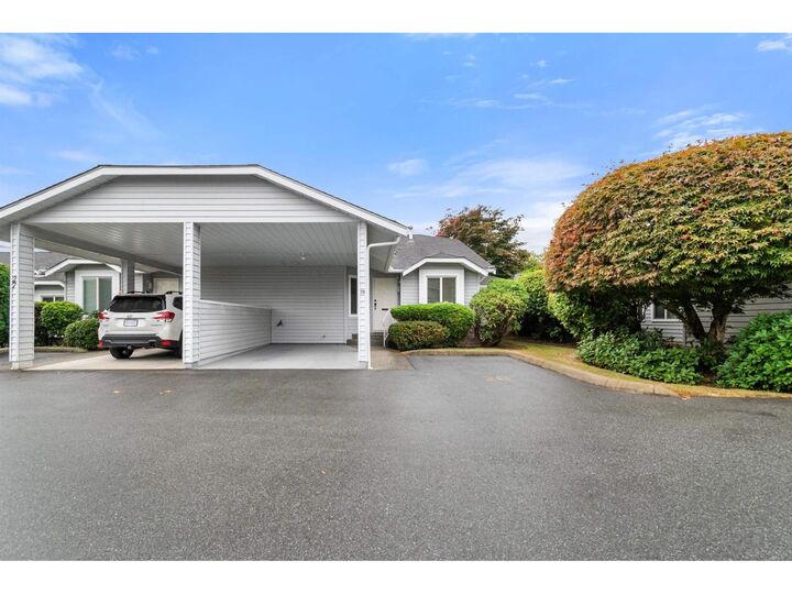 Property Photo:  2989 Trafalgar Street 28  BC V2S 7X9 
