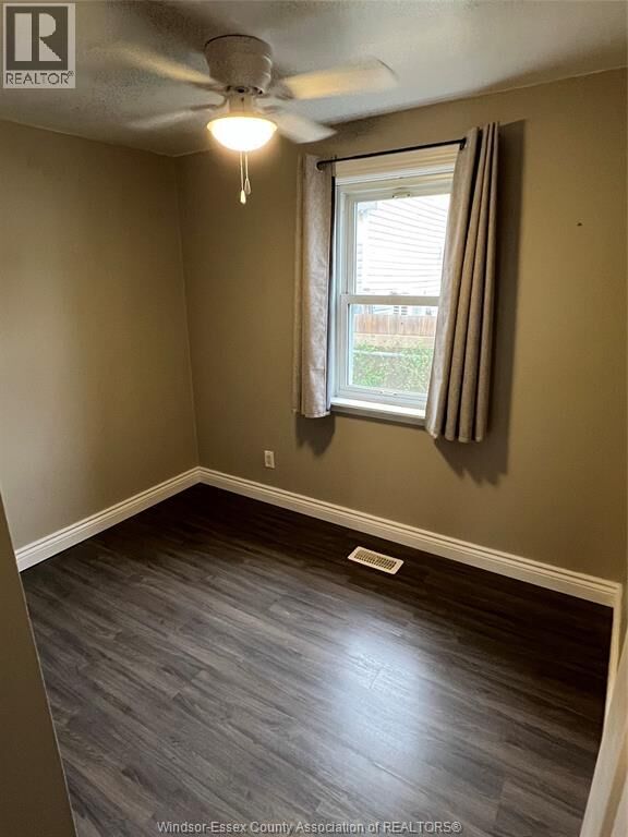Property Photo:  1553 South Cameron  ON N9B 3C8 