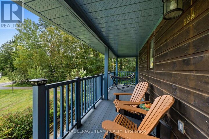 Property Photo:  124 Charmont Way  ON K0A 3M0 