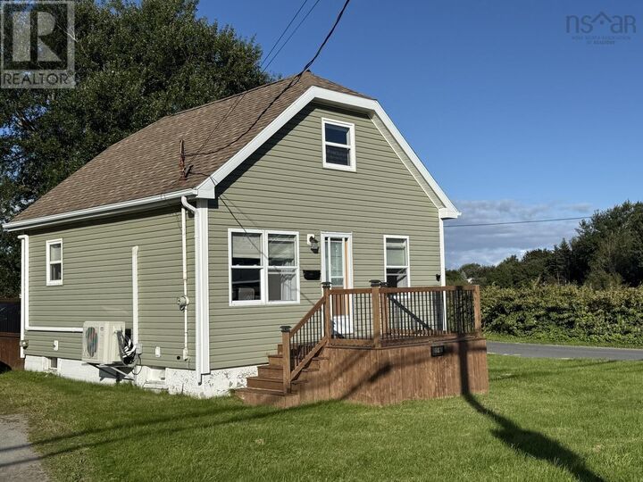 Property Photo:  3569 Ellsworth Avenue  NS B1H 2G8 