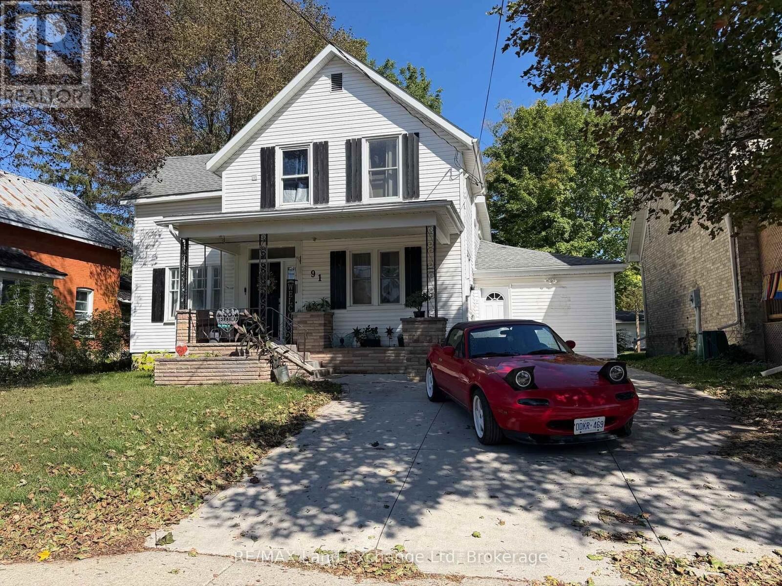 Property Photo:  91 Patrick Street West  ON N0G 2W0 