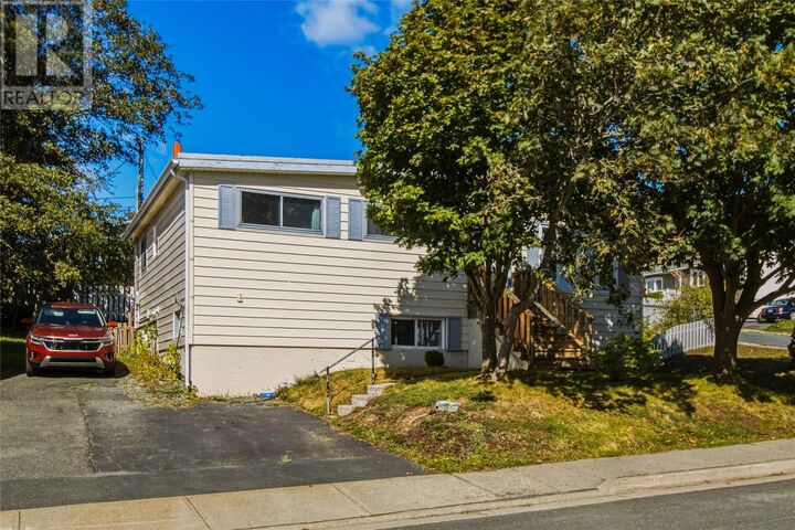 Property Photo:  48 Amherst Heights  NL A1E 3J4 