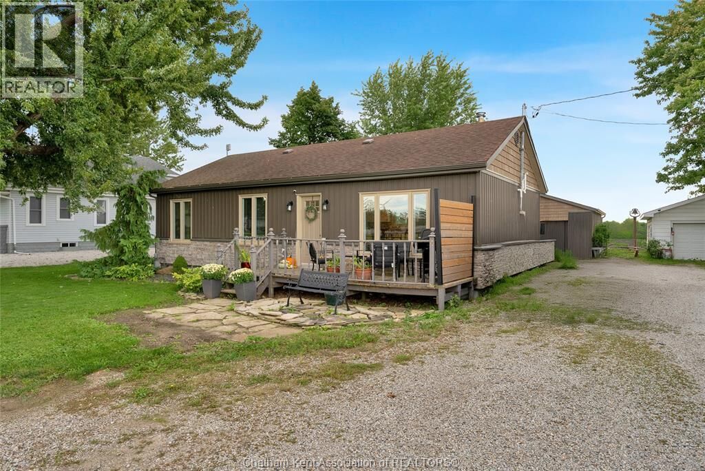 Property Photo:  22644 Merlin Road  ON N0P 1W0 