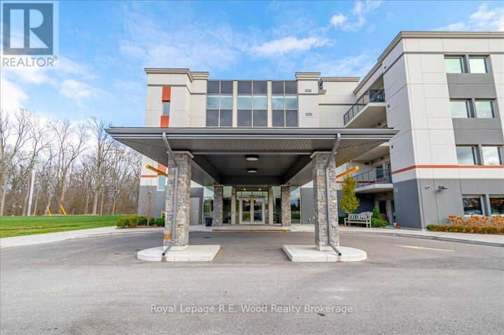 Property Photo:  8 Centre Street 202  ON N0J 1P0 