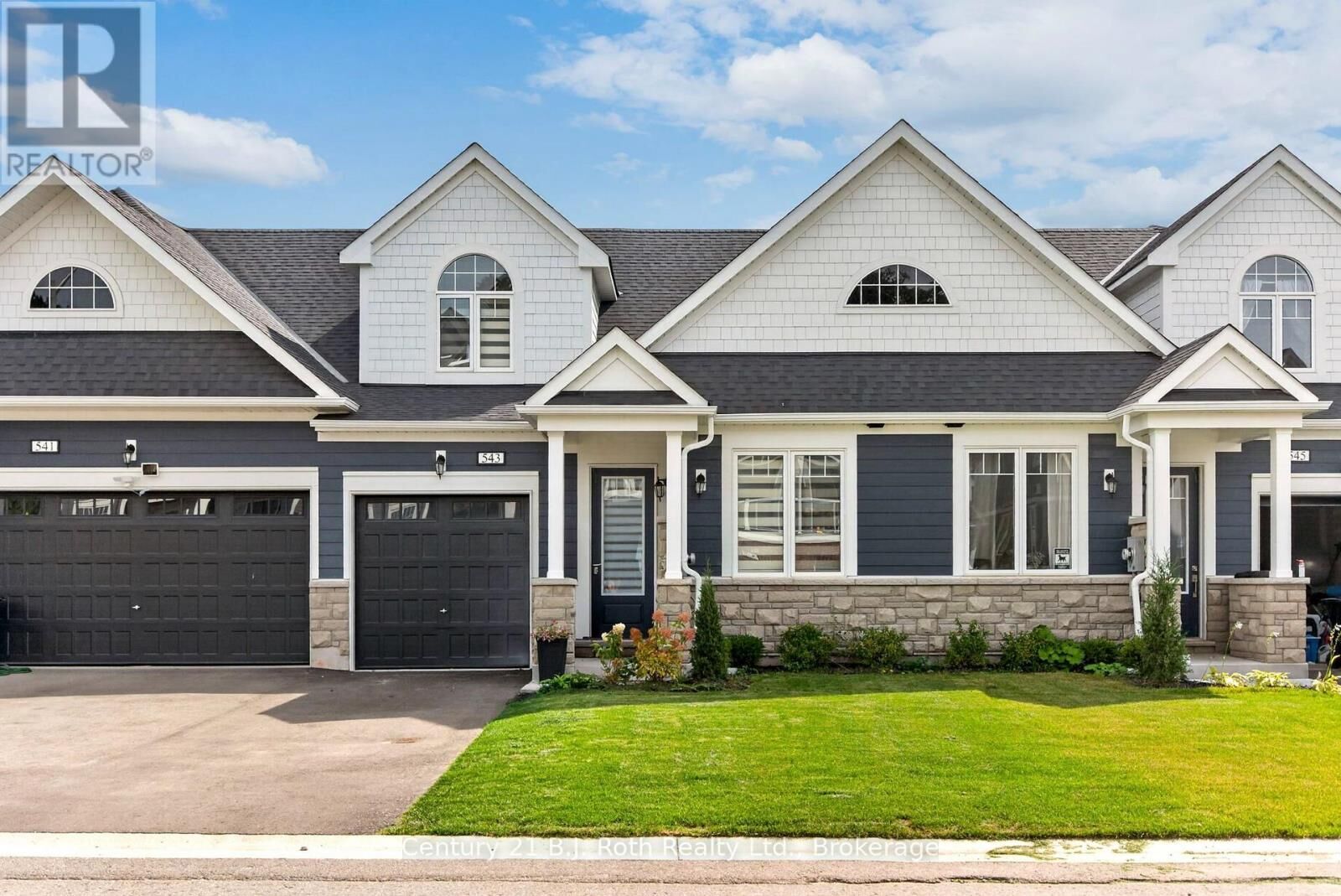 Property Photo:  543 Hudson Crescent  ON L4R 0J1 