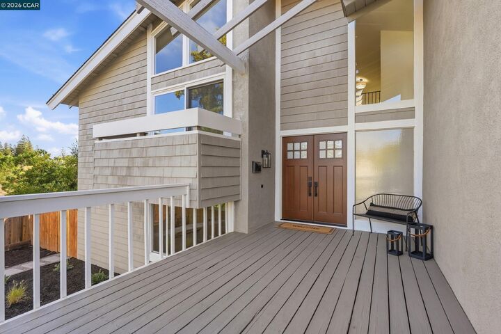 Property Photo: 15 Citadel Ct CA 94523