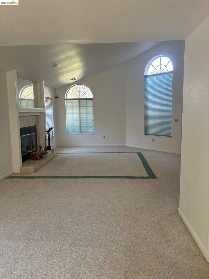 Property Photo: 4104 Sturgeon Rd CA 95219