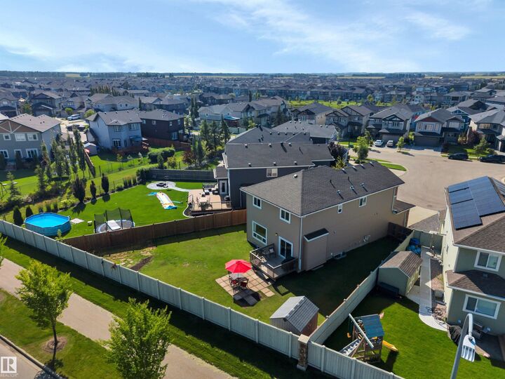 Property Photo:  3910 49 Avenue  AB T4X 1Y8 