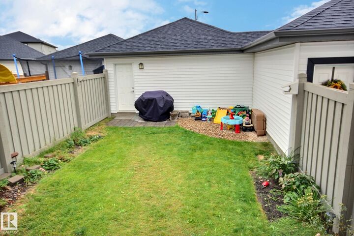 Property Photo:  565 Chappelle Drive SW  AB T6W 2B5 