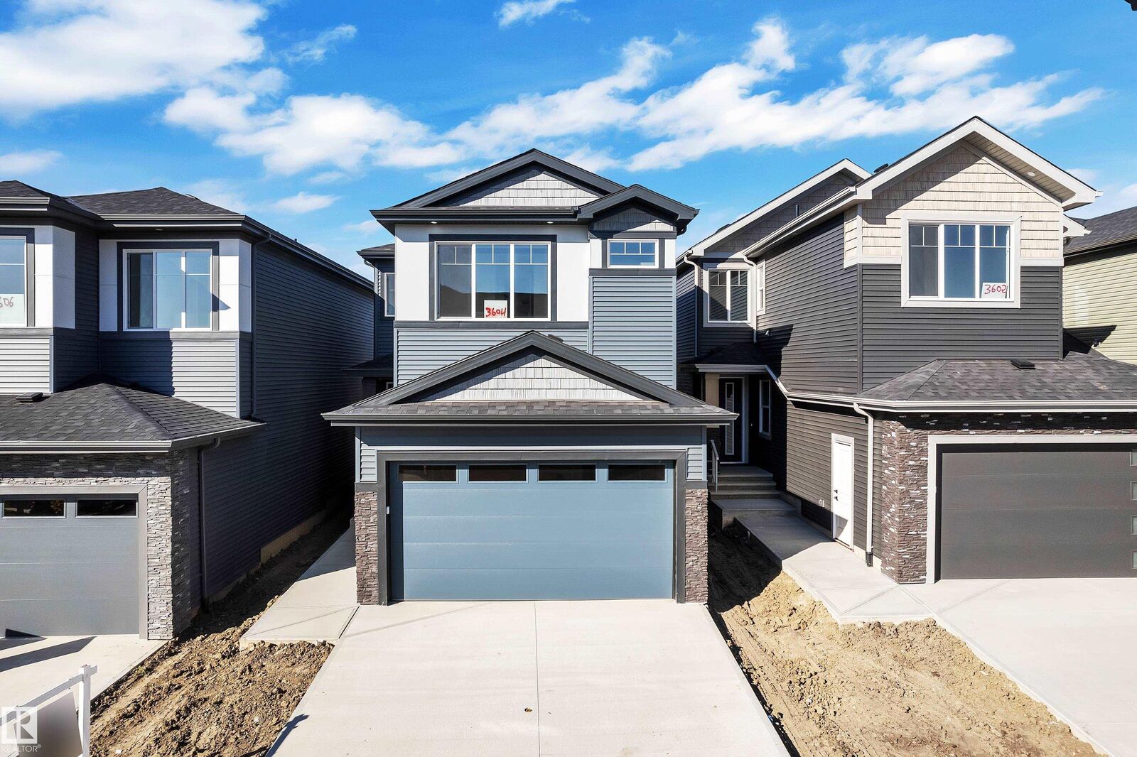 Property Photo:  3604 44 Avenue  AB T4X 3G8 