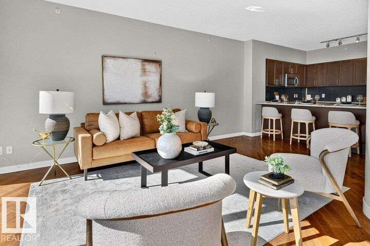Property Photo:  10152 104 Street NW 3002  AB T5J 0B6 