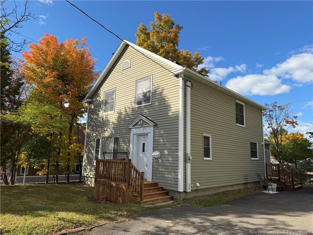 Property Photo:  25 Park Street  NB E3V 1Y8 