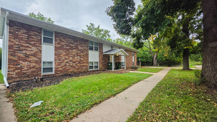 Property Photo:  1822 9th Avenue South  IA 50501 