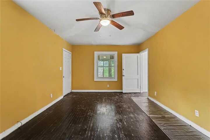 Property Photo: 1239 Eastland Road SE GA 30316