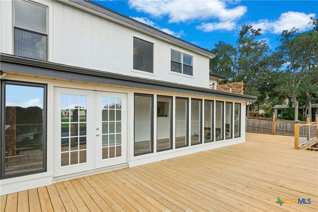 Property Photo:  1562 Windmere  TX 78133 