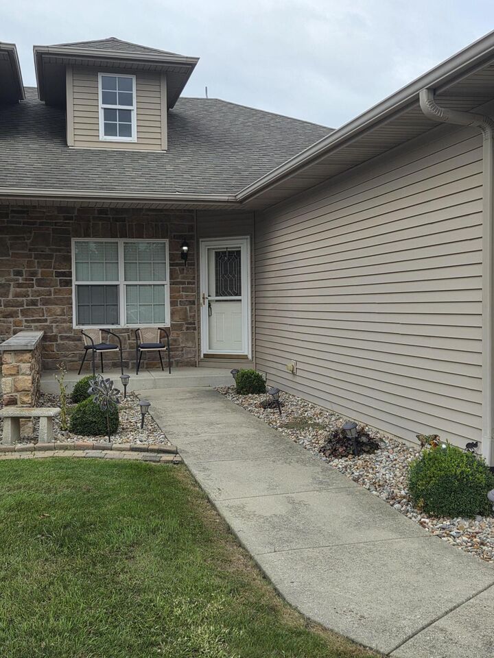 Property Photo:  530 Cochran Drive  IN 46307 