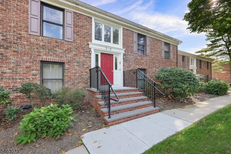 Property Photo:  11 Sunrise Drive  NJ 07933 