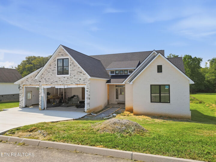 Property Photo:  630 Running Brook Drive  TN 37871 