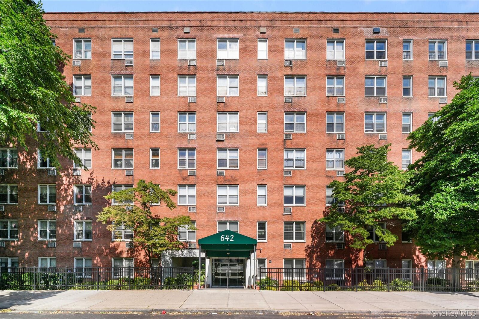 Property Photo: 642 Locust Street 4H NY 10552